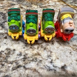 Thomas the train ninja turtle mini trains